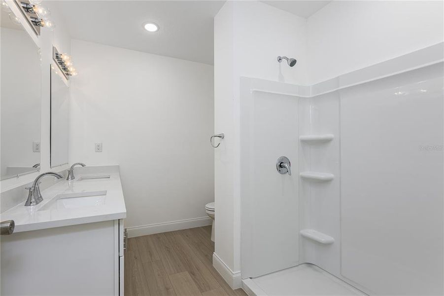 Furnished interior view inside a new home in , Deland (Image 5).