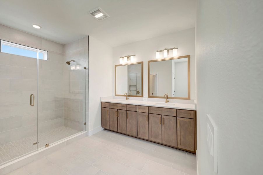 The Messner - Owner's Bath
