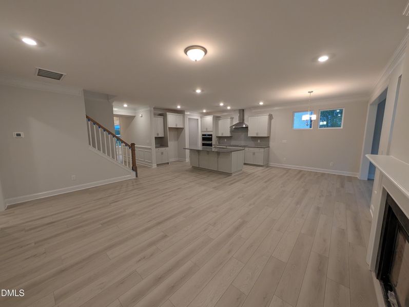 PXL_20250926_225618622