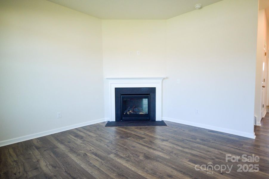 Spacious, unfurnished interior of a new home in Valleywood Farms, Waynesville (Image 25). Spacious, unfurnished interior of a new home in Valleywood Farms, Waynesville (Image 25).