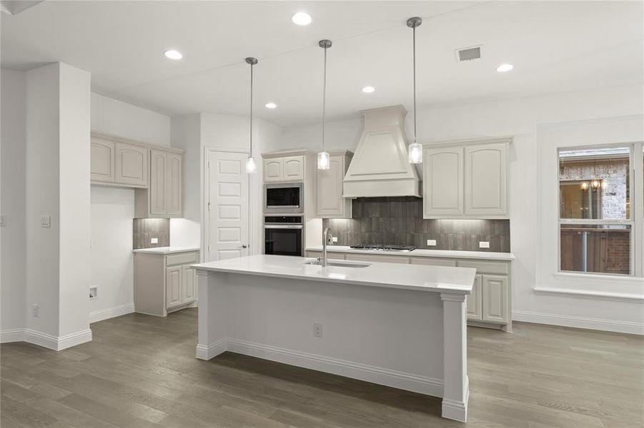Furnished interior view inside a new home in River Ranch, Van Alstyne (Image 8). Furnished interior view inside a new home in River Ranch, Van Alstyne (Image 8).