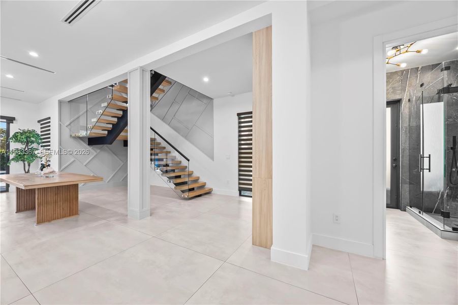 Furnished interior view inside a new home in , Fort Lauderdale (Image 9).