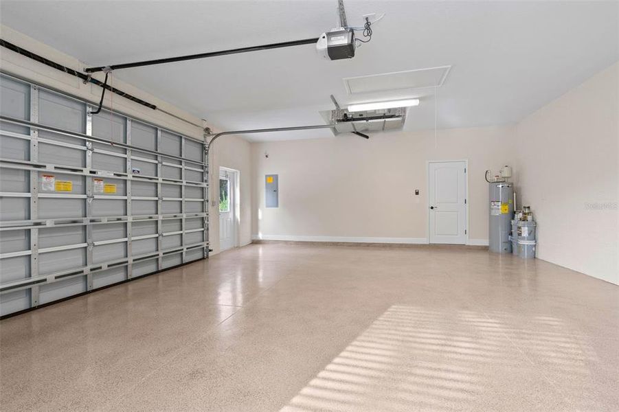 Spacious, unfurnished interior of a new home in , Beverly Hills (Image 39).