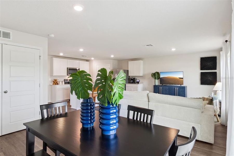 Furnished interior view inside a new home in Magnolia Pointe, Umatilla (Image 32).