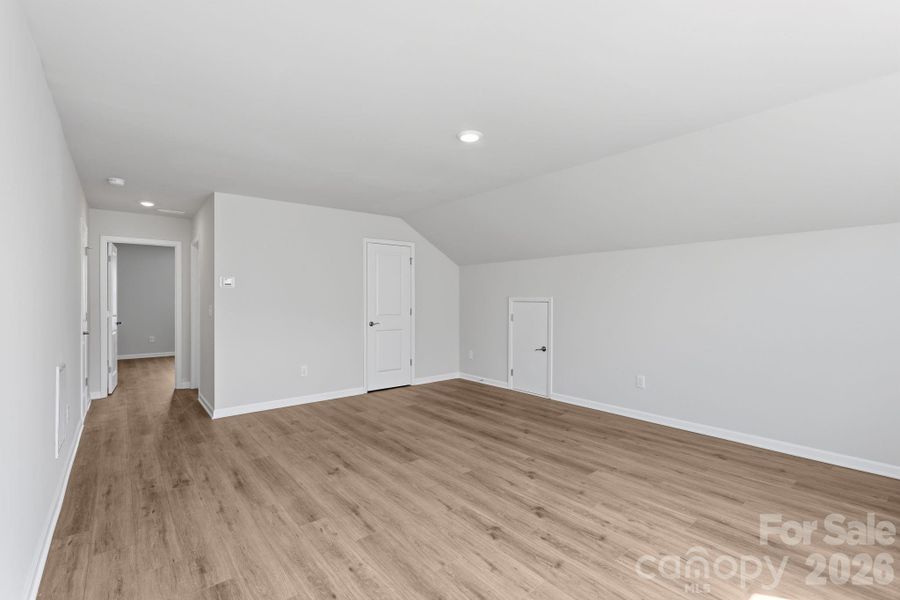Spacious, unfurnished interior of a new home in Roselyn, Lancaster (Image 24).