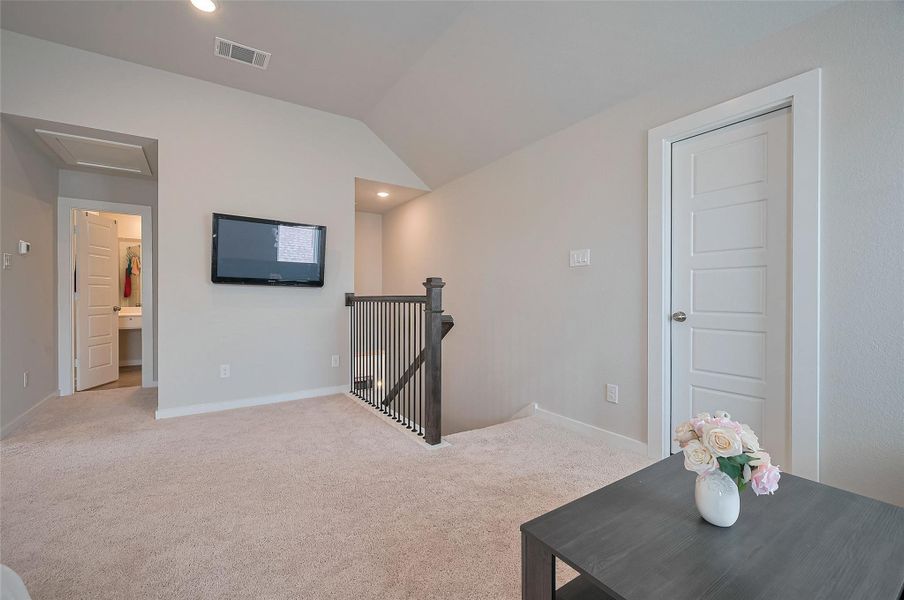 Additional upstairs bedroom.