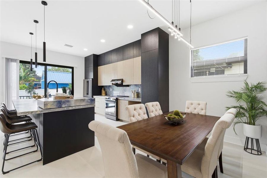 Furnished interior view inside a new home in , Safety Harbor (Image 4).