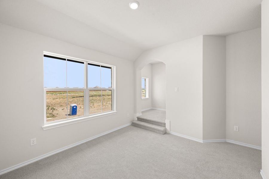 Spacious, unfurnished interior of a new home in Meadow Park at The Meadows, Ponder (Image 23).