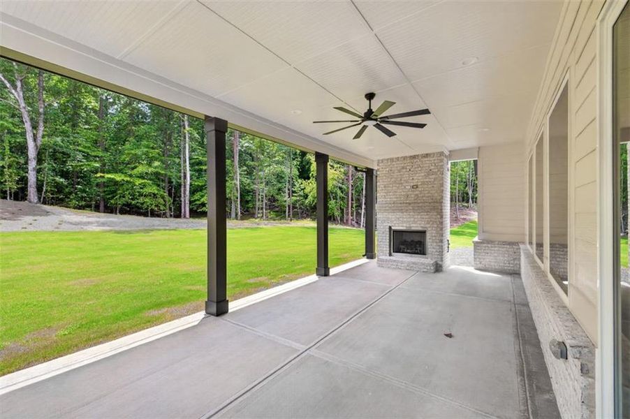 Exterior details and patio area of a home in , Jefferson (Image 31).