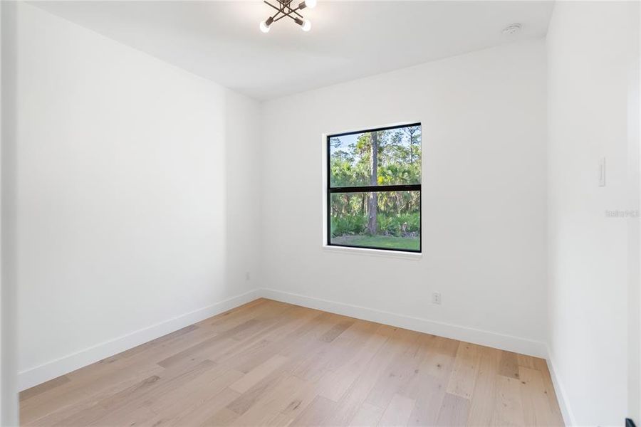 Spacious, unfurnished interior of a new home in , Port Charlotte (Image 19).