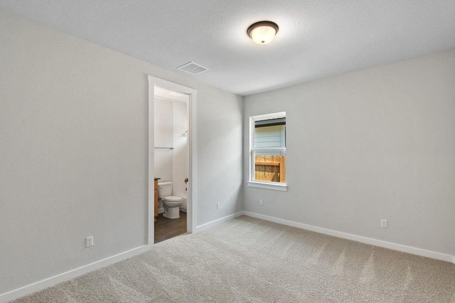 Spacious, unfurnished interior of a new home in Lagos Reserve, Manor (Image 25). Spacious, unfurnished interior of a new home in Lagos Reserve, Manor (Image 25).