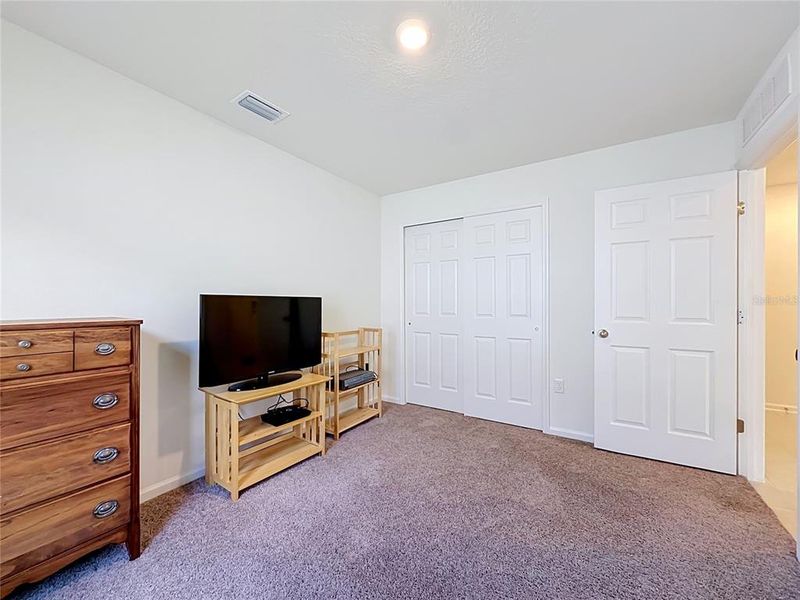 Image 29 of a home in .