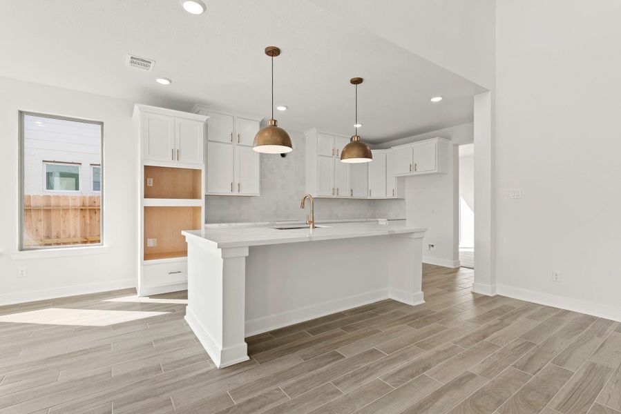 Furnished interior view inside a new home in Grand Central Park – 50', Conroe (Image 10). Furnished interior view inside a new home in Grand Central Park – 50', Conroe (Image 10).