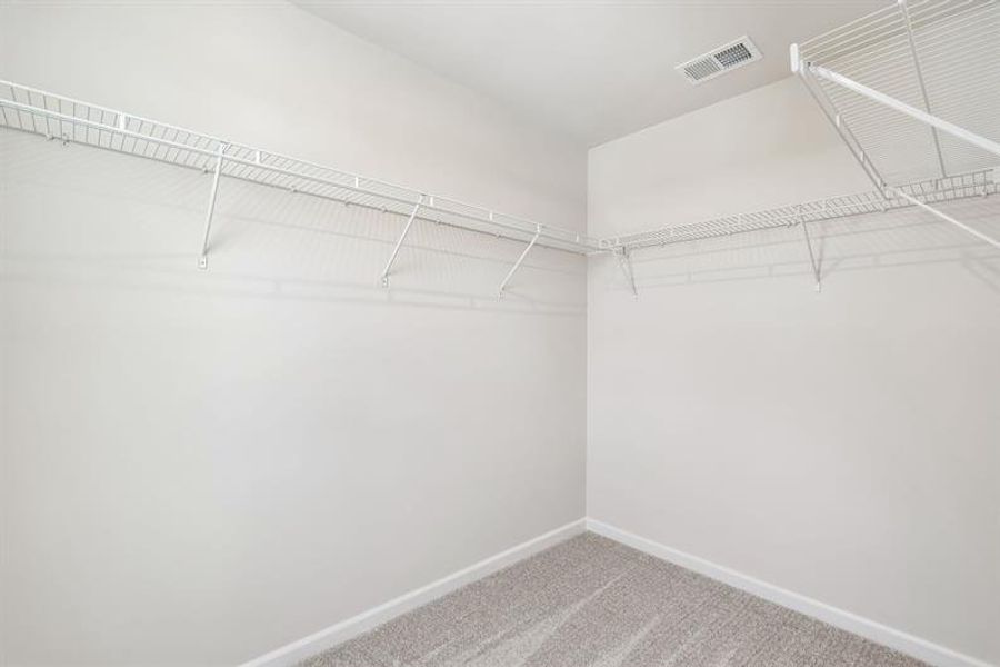 Spacious, unfurnished interior of a new home in Somerset, Santee (Image 17).