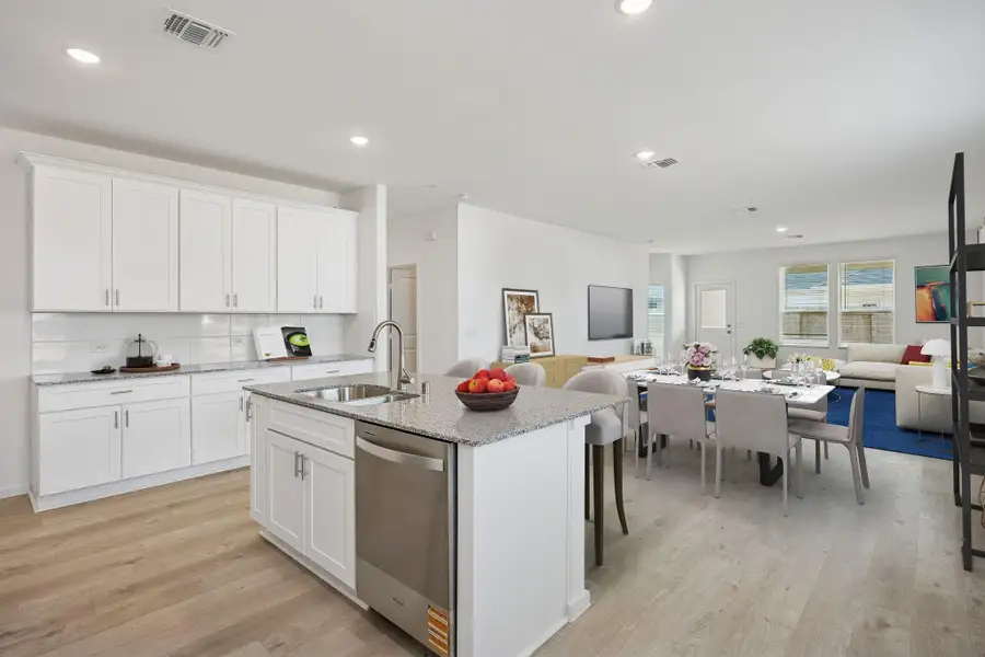 MODEL HOME images may NOT be consistent with the finished product. MODEL HOME images may NOT be consistent with the finished product.