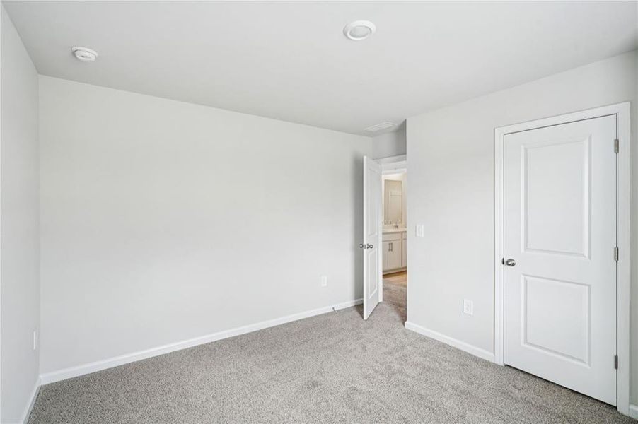 Spacious, unfurnished interior of a new home in Avalon - Reserve Series, Conyers (Image 28).