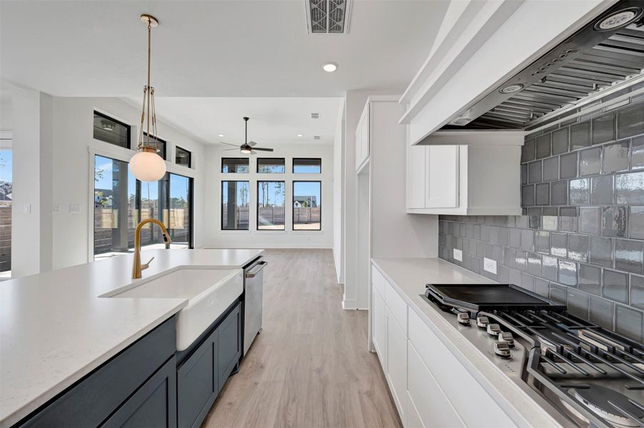 Furnished interior view inside a new home in ARTAVIA 50' Homesites, Conroe (Image 3). Furnished interior view inside a new home in ARTAVIA 50' Homesites, Conroe (Image 3).