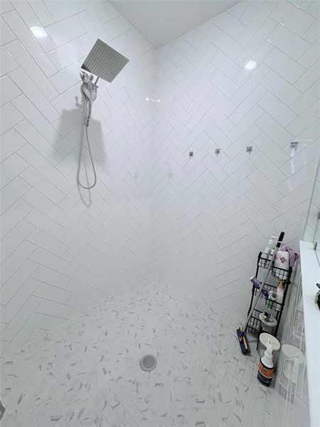 Close-up of interior finishes inside a home in Storey Creek, Kissimmee (Image 20). Close-up of interior finishes inside a home in Storey Creek, Kissimmee (Image 20).