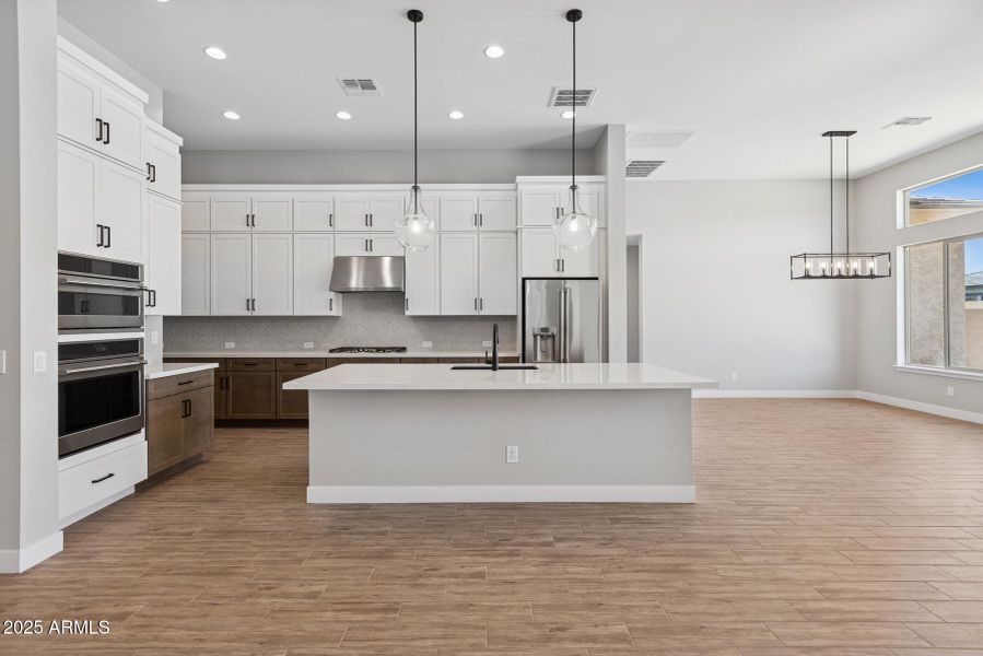 L53-HDR008 L53-HDR008