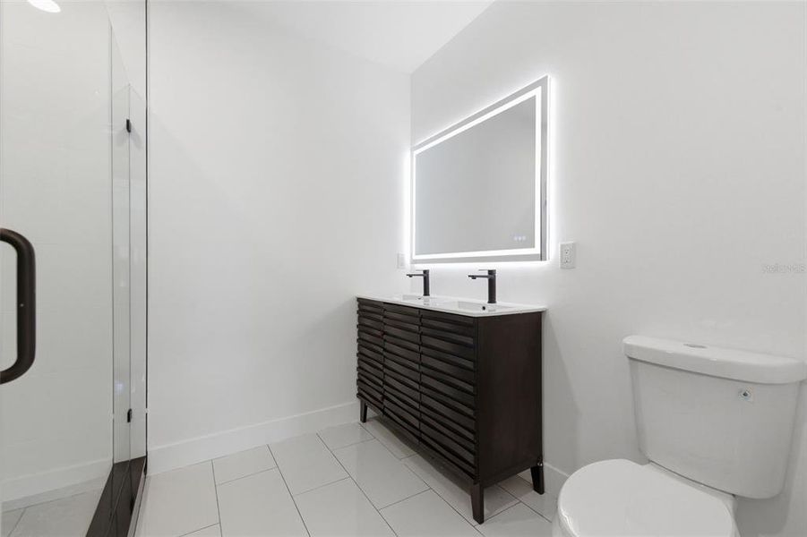Furnished interior view inside a new home in , St. Petersburg (Image 7).
