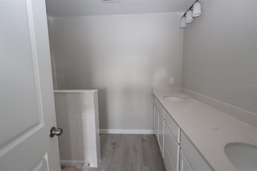 Furnished interior view inside a new home in Tyson Ranch, Orlando (Image 9).