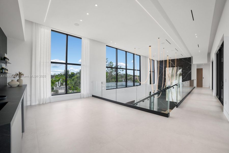 Community amenities in , Miami (Image 40).