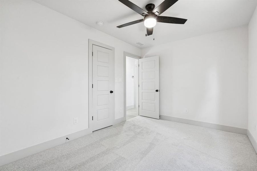 Spacious, unfurnished interior of a new home in , Granbury (Image 18). Spacious, unfurnished interior of a new home in , Granbury (Image 18).