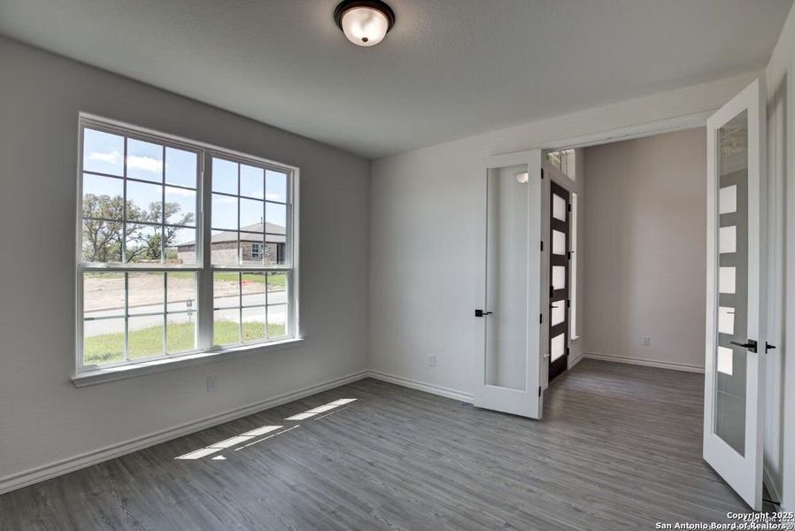Spacious, unfurnished interior of a new home in The Reserve at Potranco Oaks, Castroville (Image 47).
