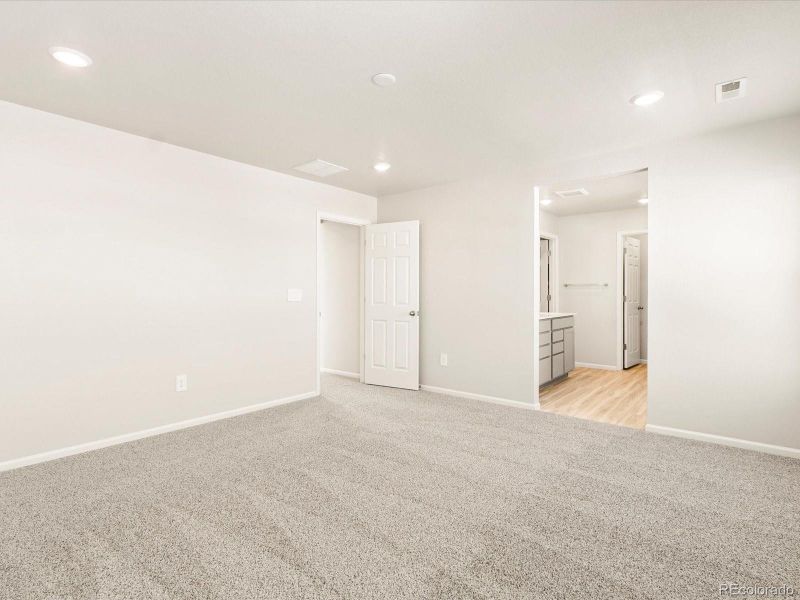 Spacious, unfurnished interior of a new home in Revere at Johnstown, Johnstown (Image 32). Spacious, unfurnished interior of a new home in Revere at Johnstown, Johnstown (Image 32).