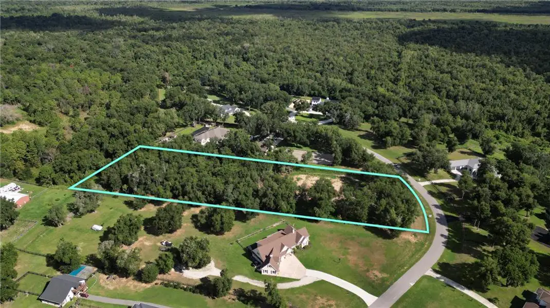 Community amenities in , Clermont (Image 3).