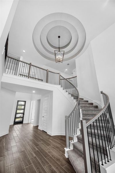 Spacious, unfurnished interior of a new home in Meridiana, Manvel (Image 15).