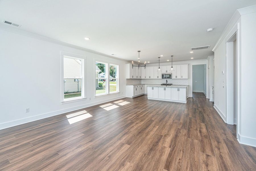 Spacious, unfurnished interior of a new home in , Ridgeville (Image 34).
