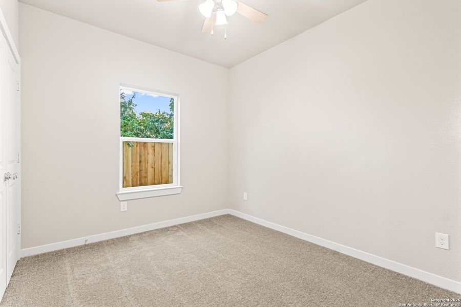 Spacious, unfurnished interior of a new home in , San Antonio (Image 32).