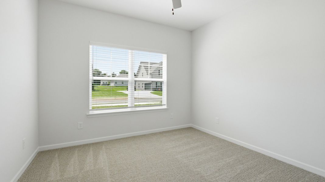 Spacious, unfurnished interior of a new home in Wheatfield, Shelbyville (Image 27).