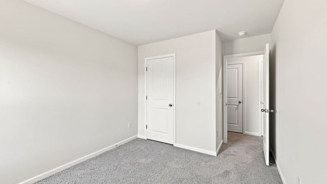 Spacious, unfurnished interior of a new home in Baxter Village, Boiling Springs (Image 25).