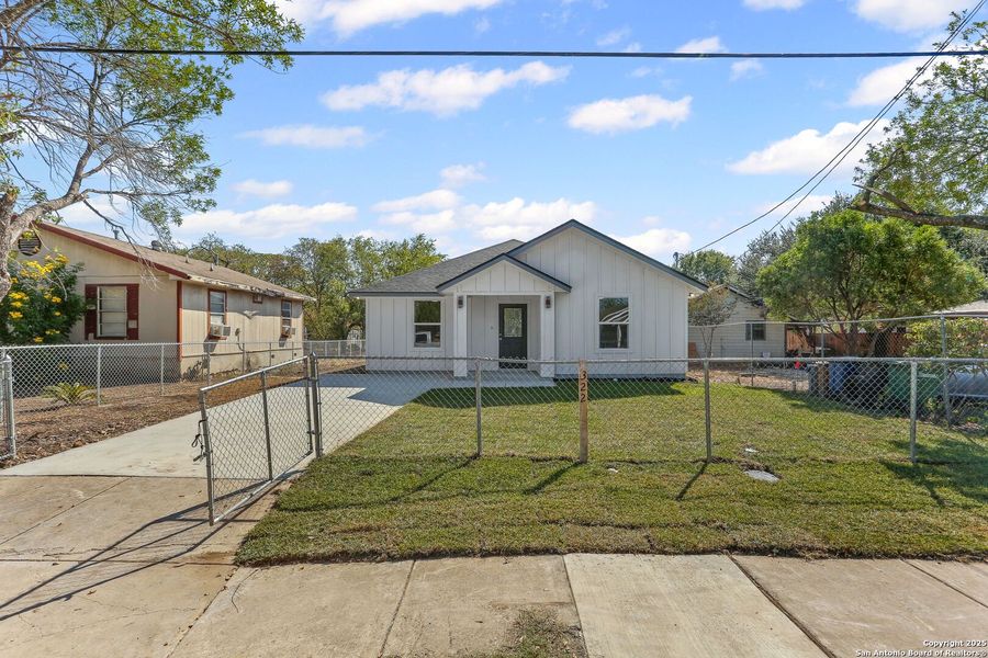 Front exterior of a new home in , San Antonio, TX, highlighting curb appeal (Image 1). Front exterior of a new home in , San Antonio, TX, highlighting curb appeal (Image 1).