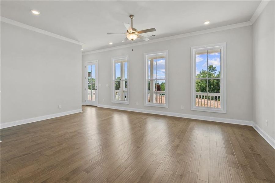 Spacious, unfurnished interior of a new home in Palisades Single Family, Cumming (Image 13).