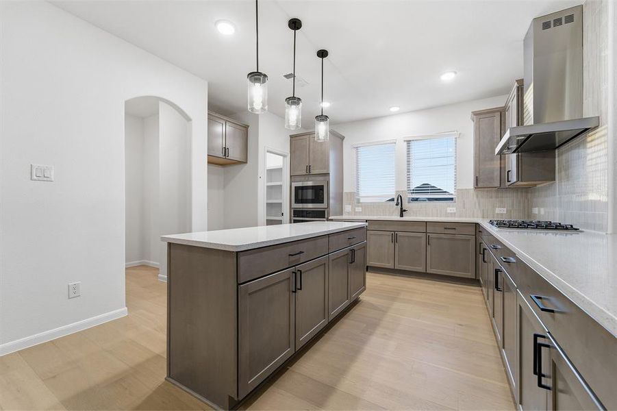 Furnished interior view inside a new home in Green Meadows, Celina (Image 10).