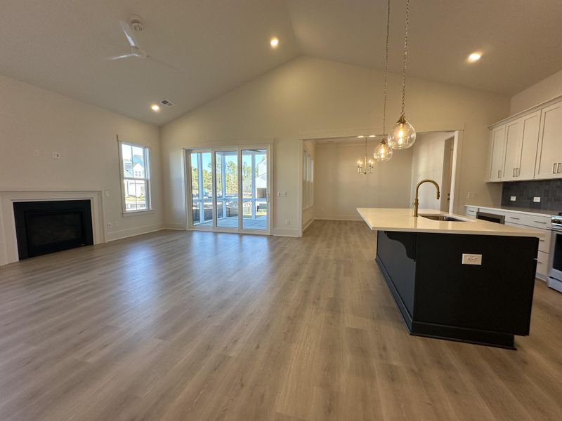 Spacious, unfurnished interior of a new home in Nexton, Summerville (Image 14).