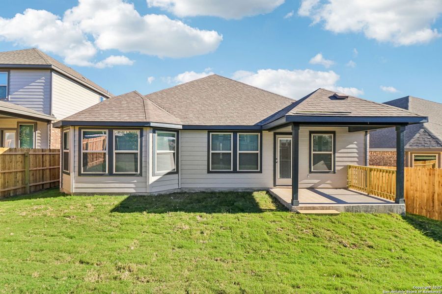 Exterior details and patio area of a home in Arcadia Ridge - Classic Series, San Antonio (Image 27).