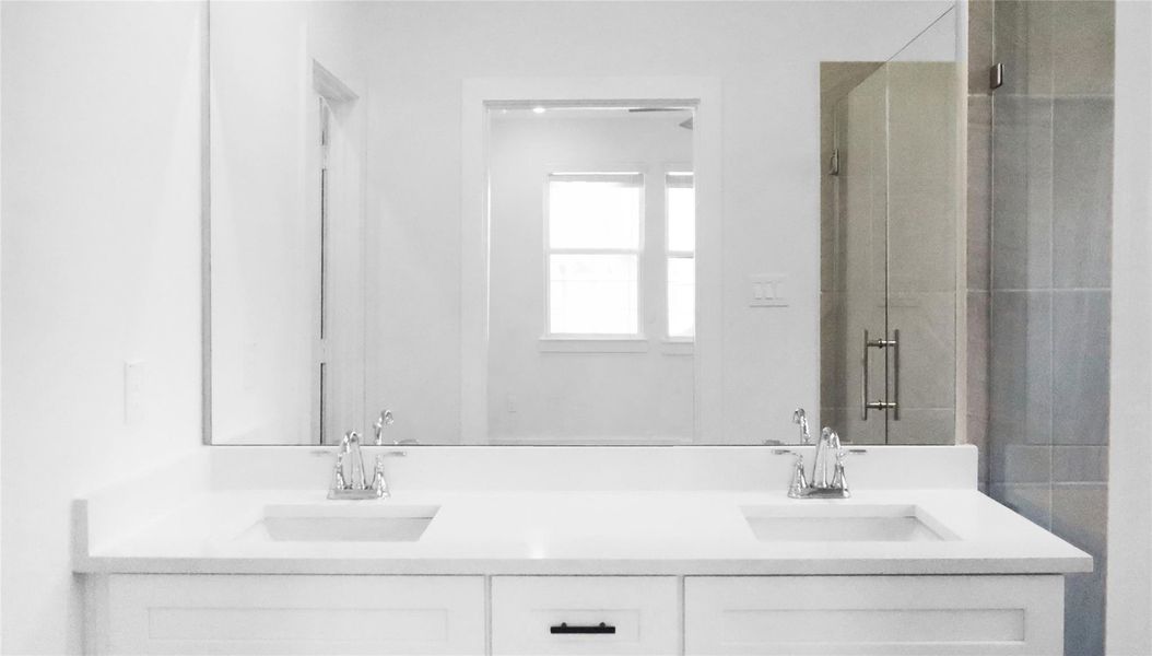 Primary bath, double sink, soaking tub, stand up shower