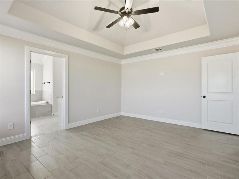 Spacious, unfurnished interior of a new home in , Tolar (Image 26). Spacious, unfurnished interior of a new home in , Tolar (Image 26).