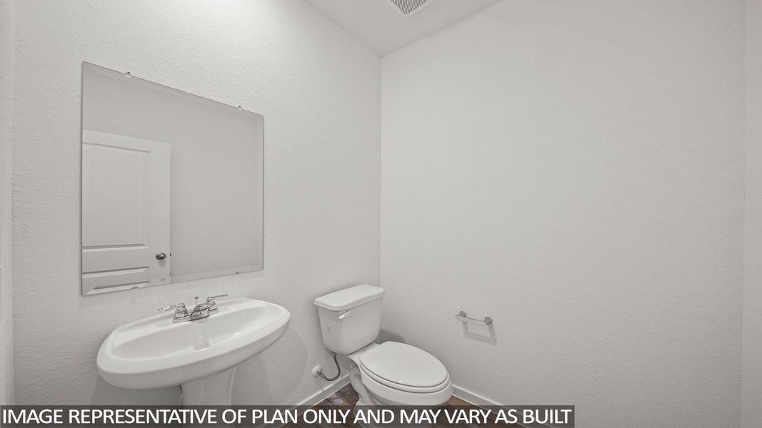 Image 20 representing the Harris by D.R. Horton in Sunterra Lakes, Brookshire, TX. Image 20 representing the Harris by D.R. Horton in Sunterra Lakes, Brookshire, TX.