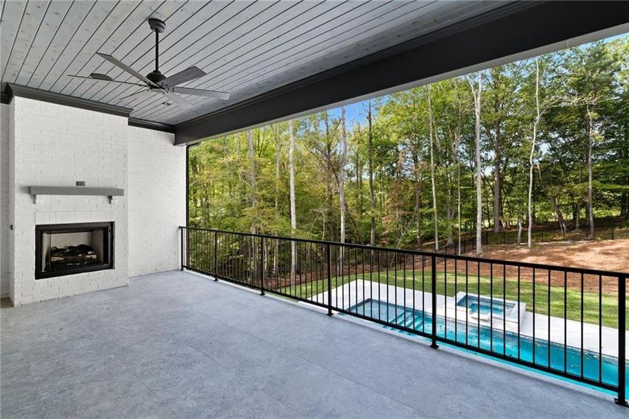 Exterior details and patio area of a home in , Alpharetta (Image 35).