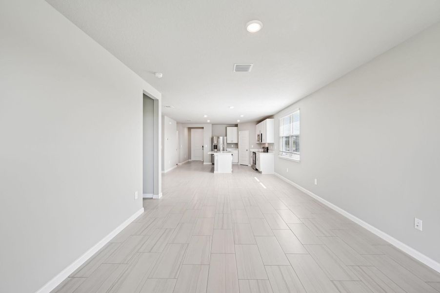 Spacious, unfurnished interior of a new home in Hampton Park - Classic Series, Vero Beach (Image 30). Spacious, unfurnished interior of a new home in Hampton Park - Classic Series, Vero Beach (Image 30).