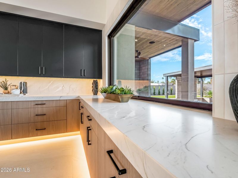 79_p2411510 79_p2411510