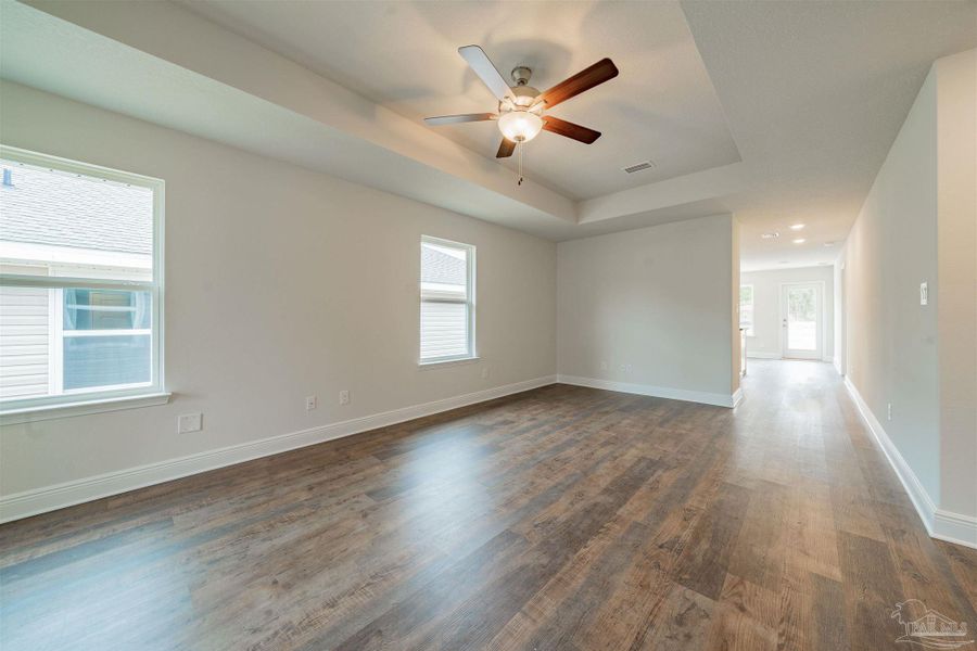 Spacious, unfurnished interior of a new home in Allison Acres, Cantonment (Image 7).