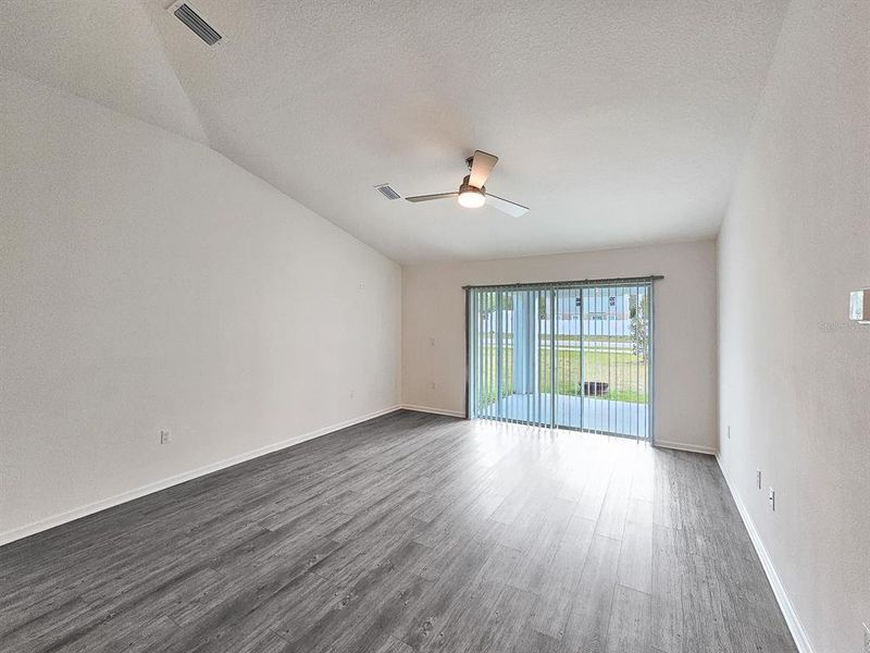 Spacious, unfurnished interior of a new home in , Palm Coast (Image 25).
