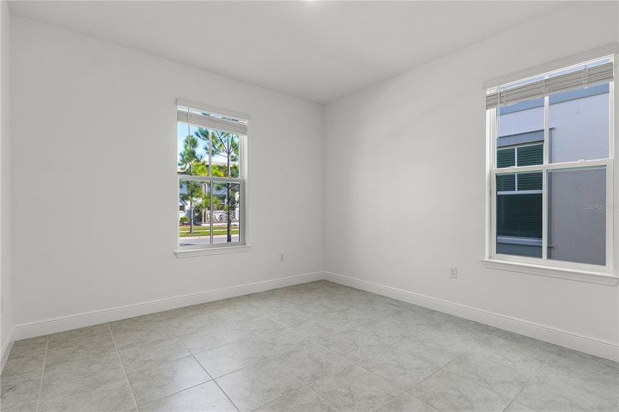 Spacious, unfurnished interior of a new home in Summerdale Park at Lake Nona, Orlando (Image 15).