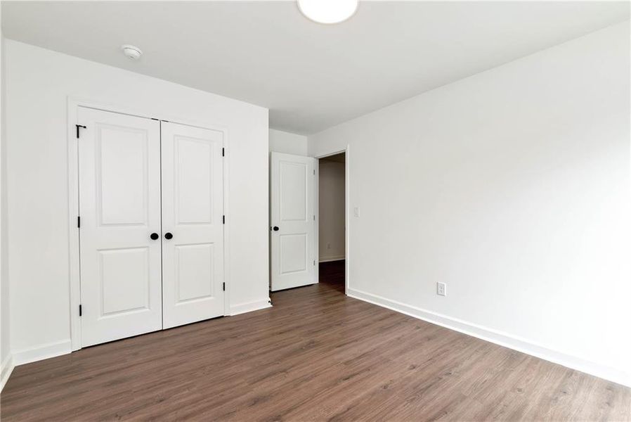 Spacious, unfurnished interior of a new home in , Commerce (Image 19).